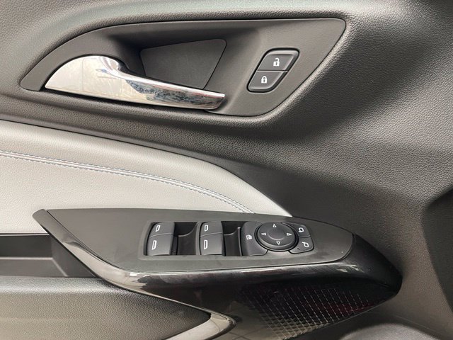Used 2024 Chevrolet Trax LT w/ Driver Confidence Package FWD image 17