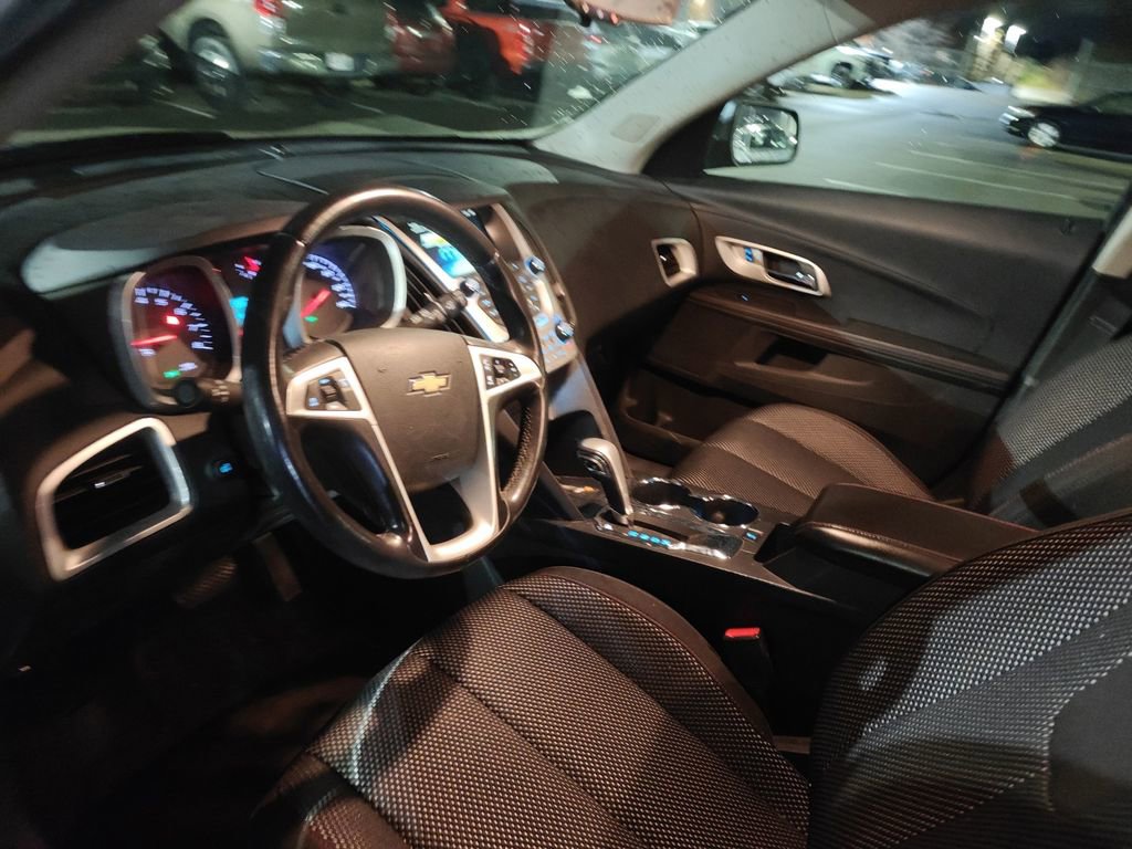 Used 2015 Chevrolet Equinox LT image 9