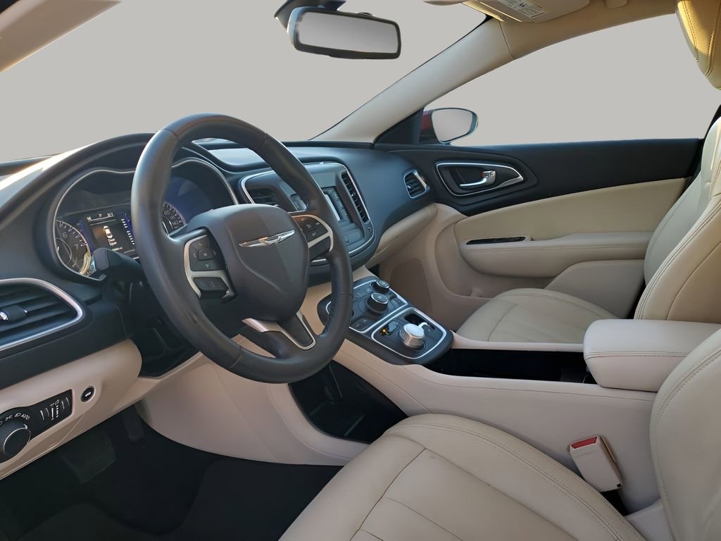 Used 2015 Chrysler 200 Limited w/ Convenience Group image 29