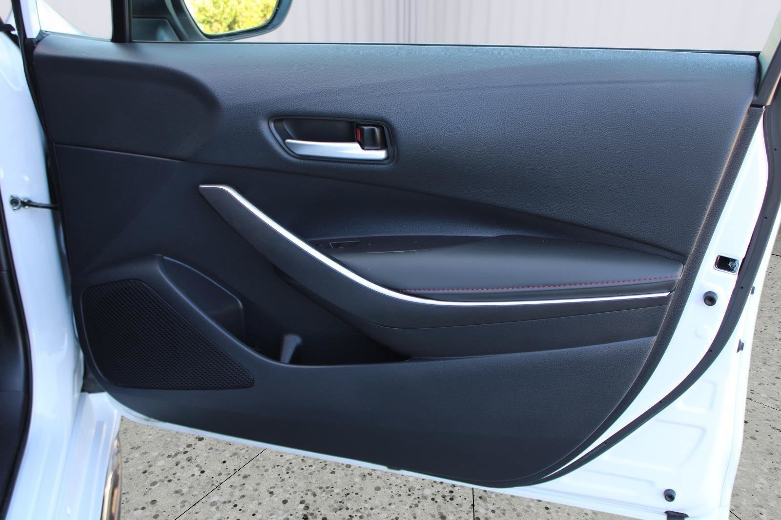 Certified 2024 Toyota Corolla SE w/ SE Convenience Package FWD image 39