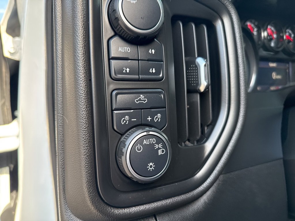 Used 2021 Chevrolet Silverado 1500 Custom Trail Boss w/ Safety Confidence Package image 15