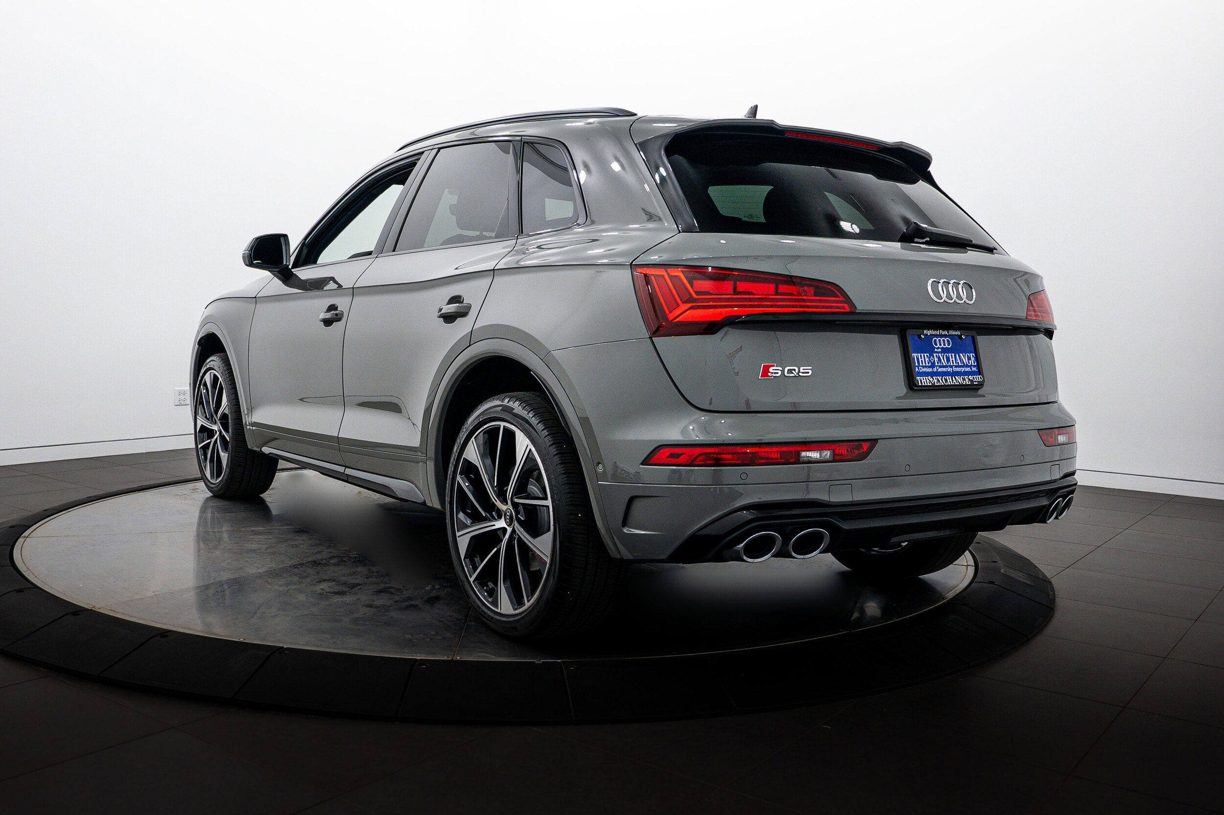 Used 2021 Audi SQ5 Prestige AWD/4WD image 5