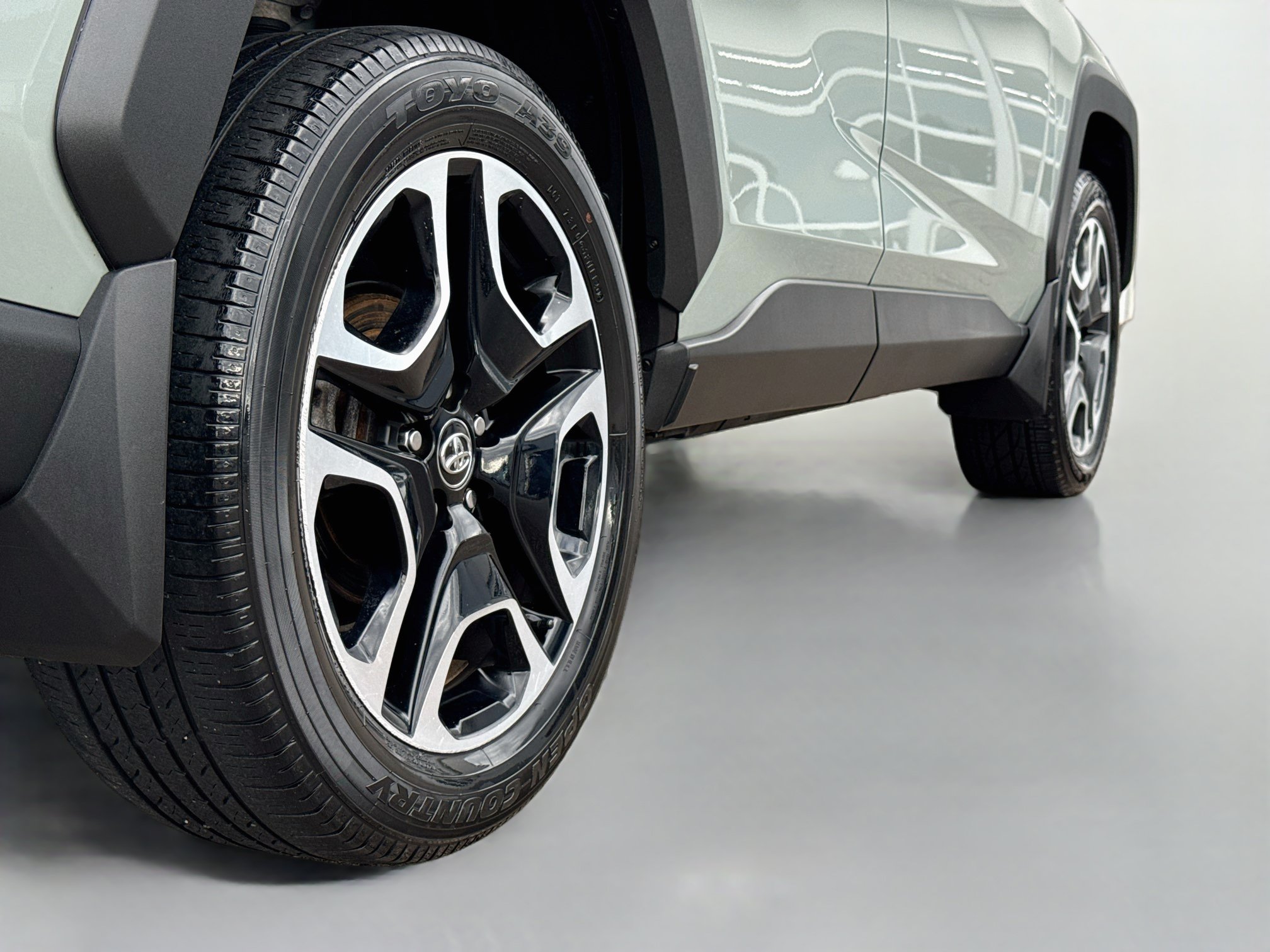 Used 2020 Toyota RAV4 Adventure AWD/4WD image 10