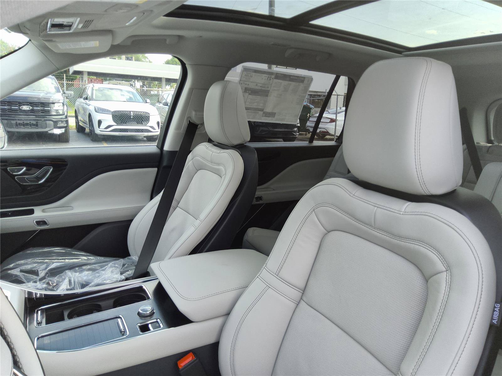 New 2026 Lincoln Aviator Reserve w/ Illumination Package RWD image 15