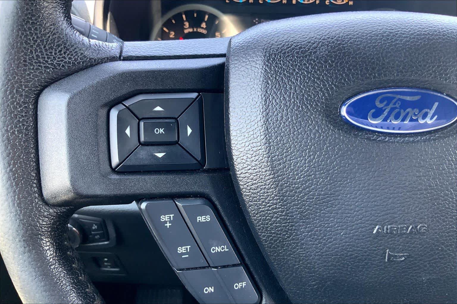 Used 2016 Ford F150 XLT w/ Equipment Group 302A Luxury AWD/4WD image 24