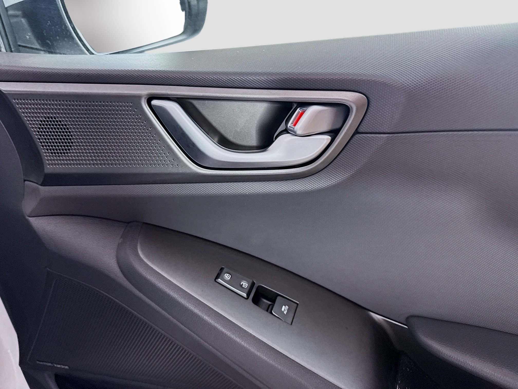 Used 2020 Hyundai Ioniq Limited image 31