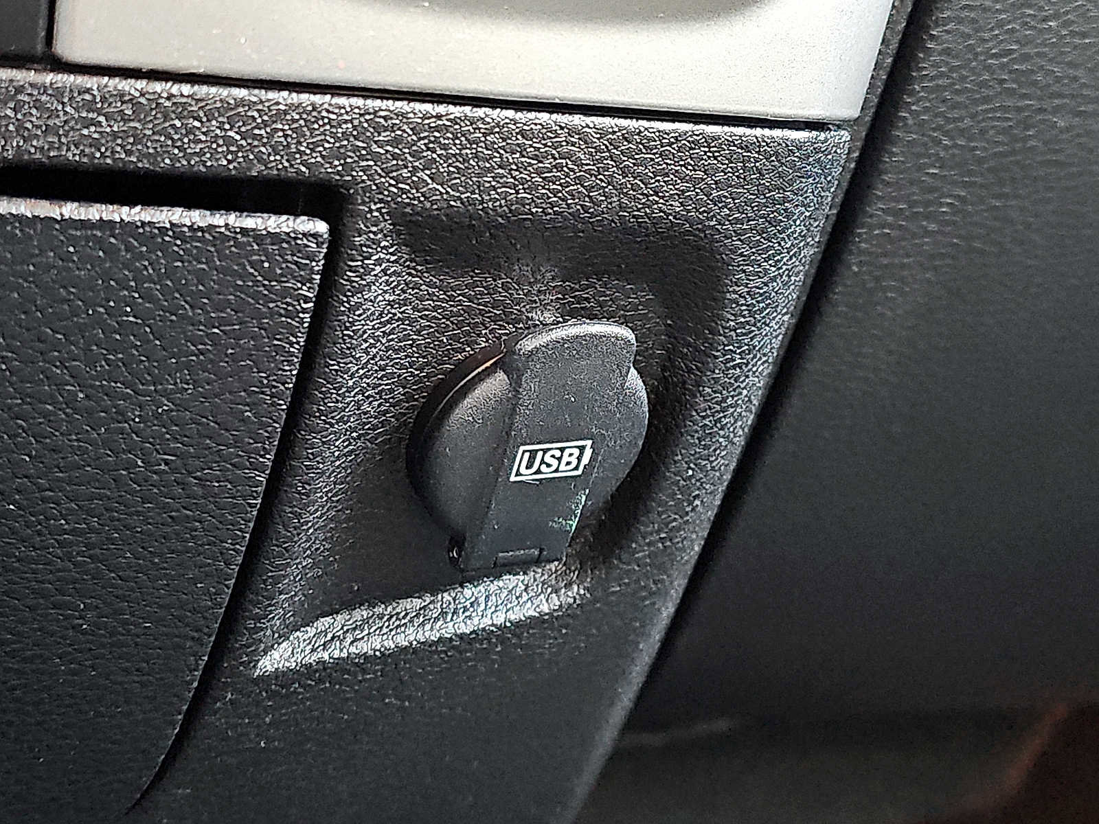 Certified 2020 RAM 1500 Classic Warlock w/ Electronics Group image 24