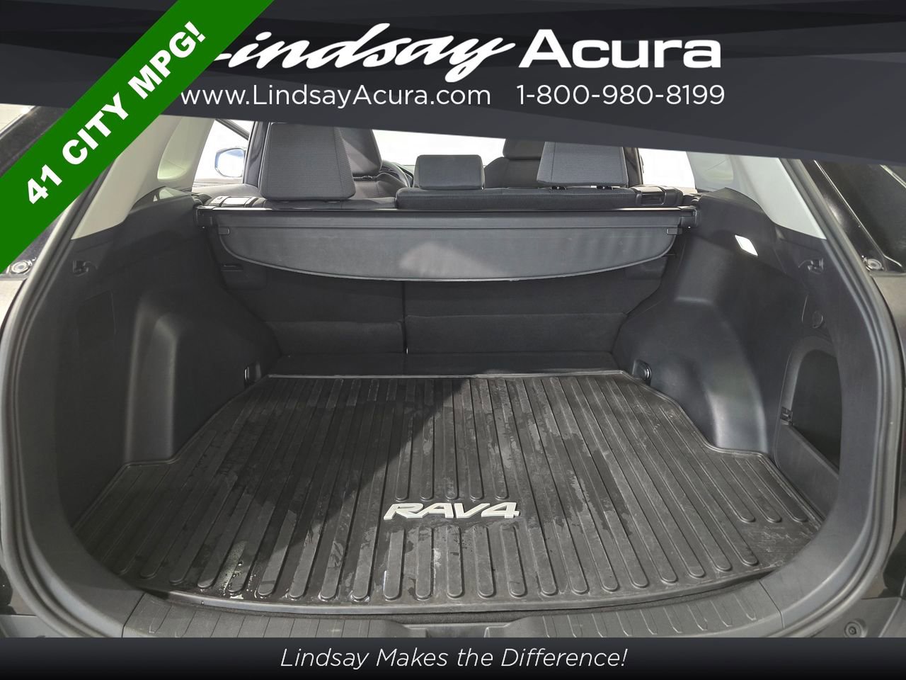 Used 2025 Toyota RAV4 XLE image 7