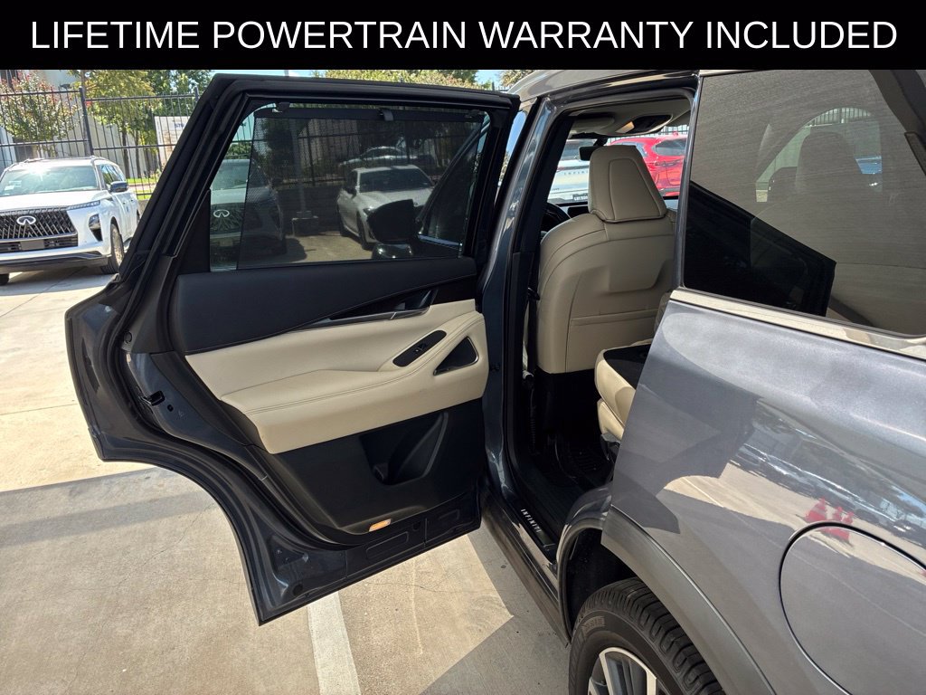 Certified 2023 INFINITI QX60 Sensory w/ Vision Package AWD/4WD image 11