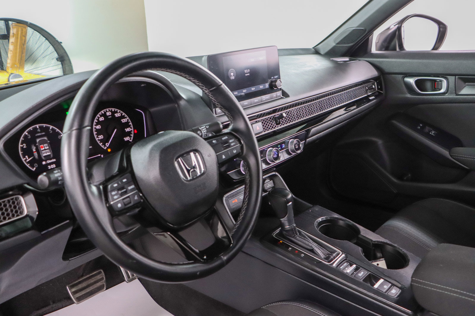 Used 2023 Honda Civic Sport image 22