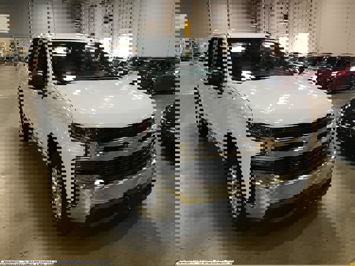 Used 2021 Chevrolet Silverado 1500 LT w/ Bed Protection Package image 6