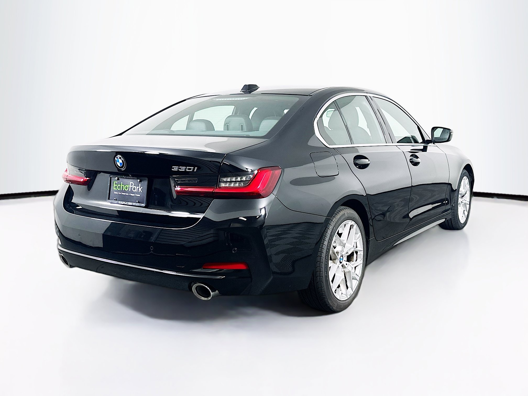Used 2025 BMW 330i Sedan RWD image 9
