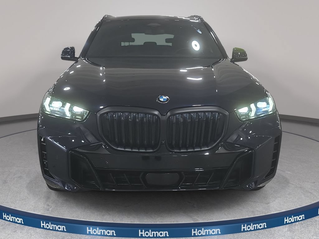 Certified 2025 BMW X5 xDrive40i w/ M Sport Package AWD/4WD image 3