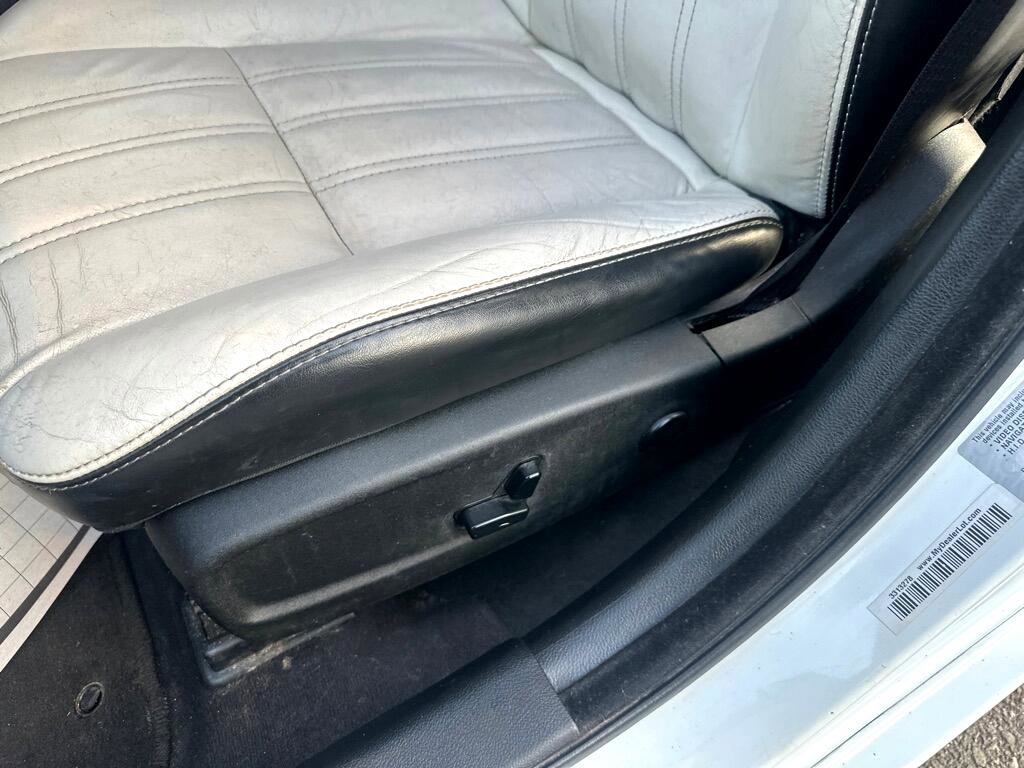 Used 2017 Chrysler 300 S image 18