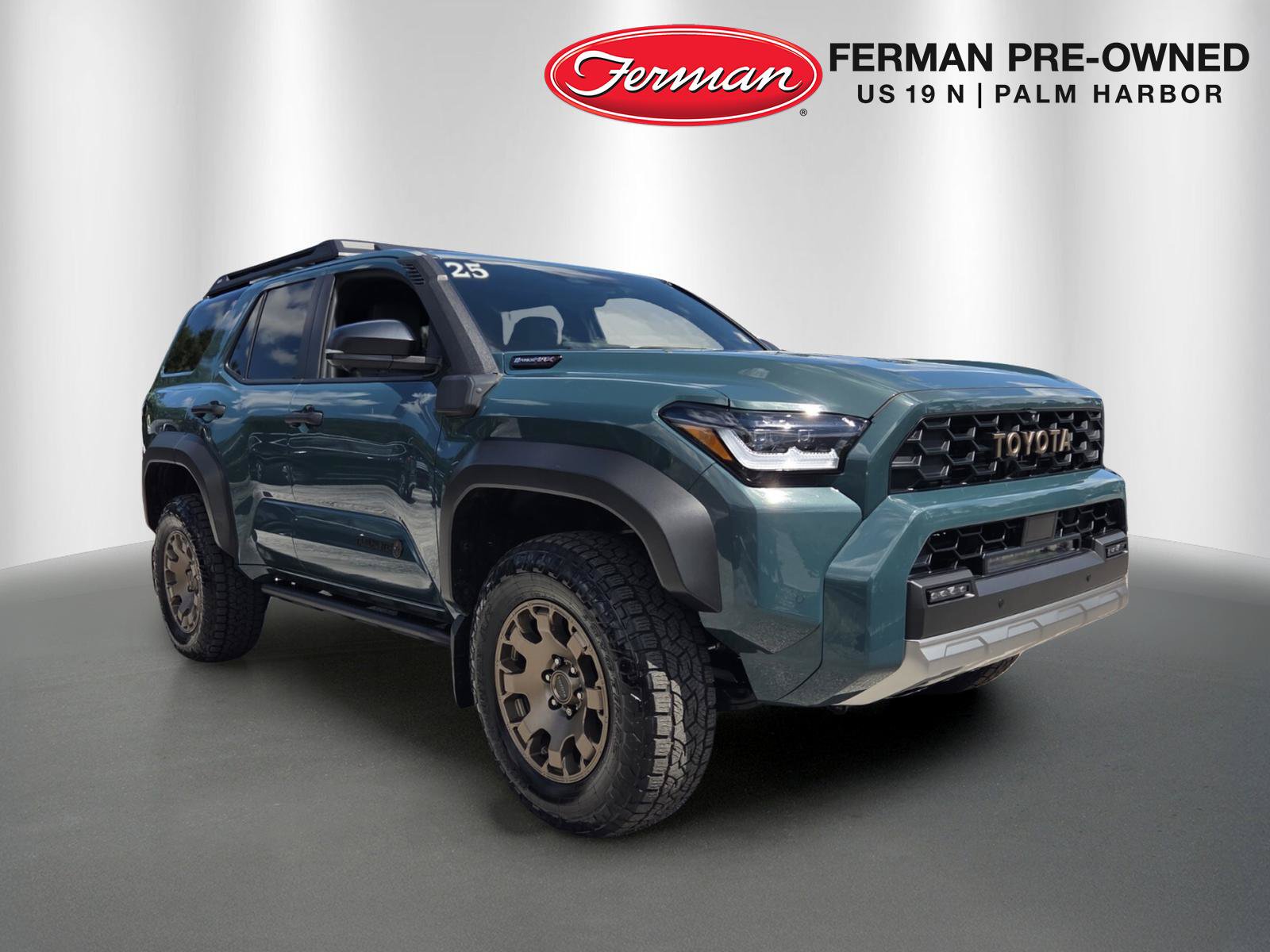 Used 2025 Toyota 4Runner Trailhunter AWD/4WD image 1