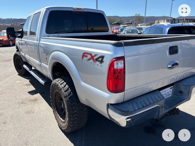 Used 2015 Ford F250 Lariat w/ Lariat Ultimate Package AWD/4WD image 4