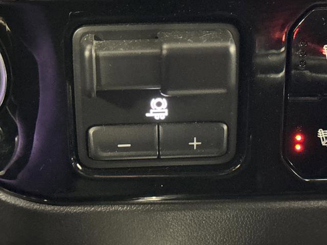 Used 2024 GMC Sierra 1500 Elevation image 25