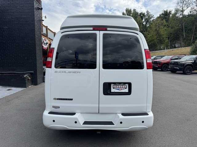 Used 2022 Chevrolet Express 2500 w/ Enhanced Convenience Package image 6