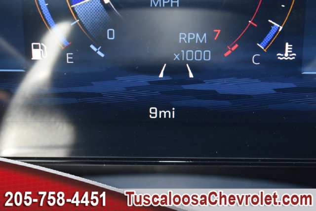 New 2027 Chevrolet Equinox LT w/ Safety and Technology Package FWD image 24