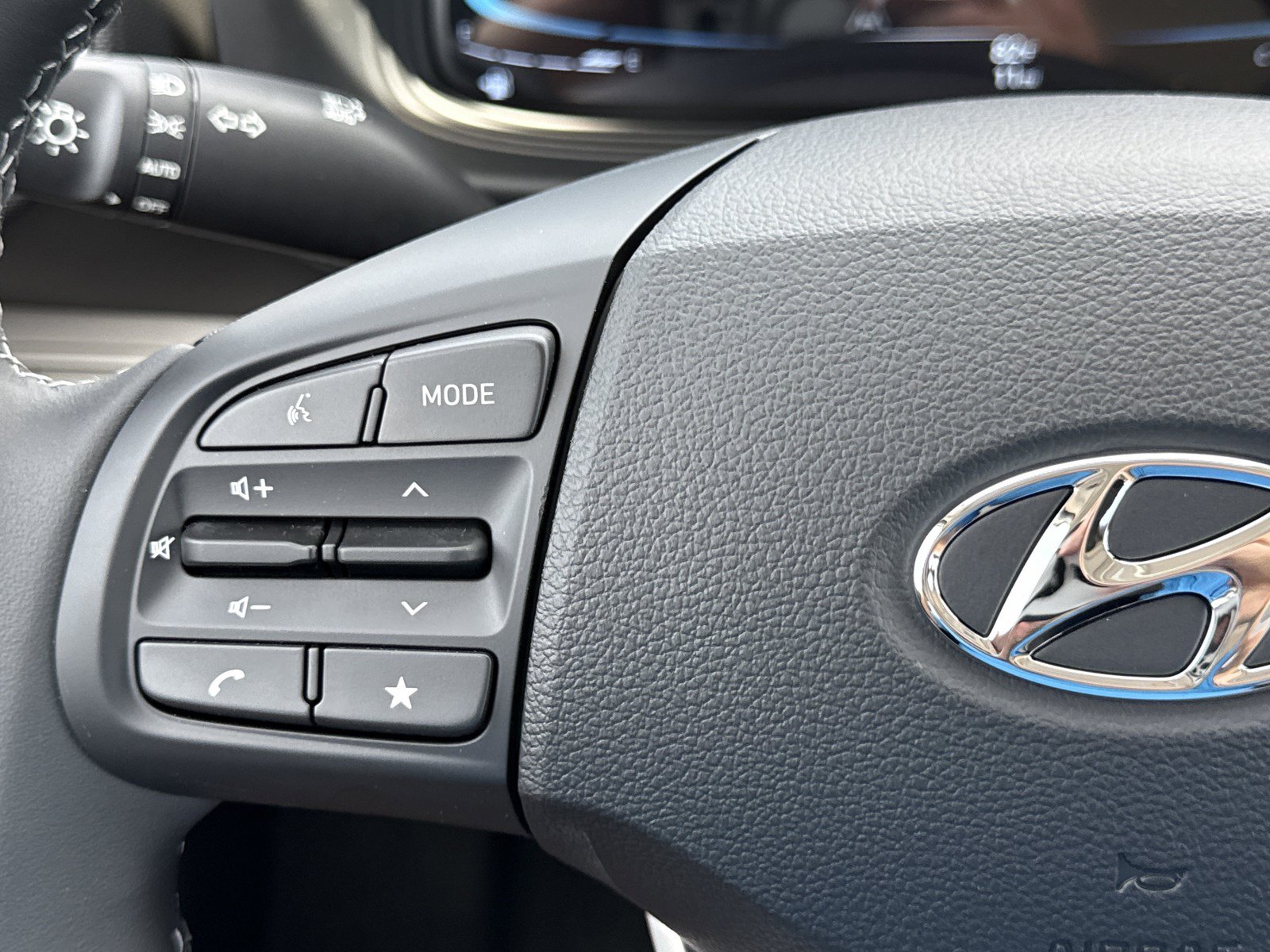 New 2026 Hyundai Venue SEL FWD image 20