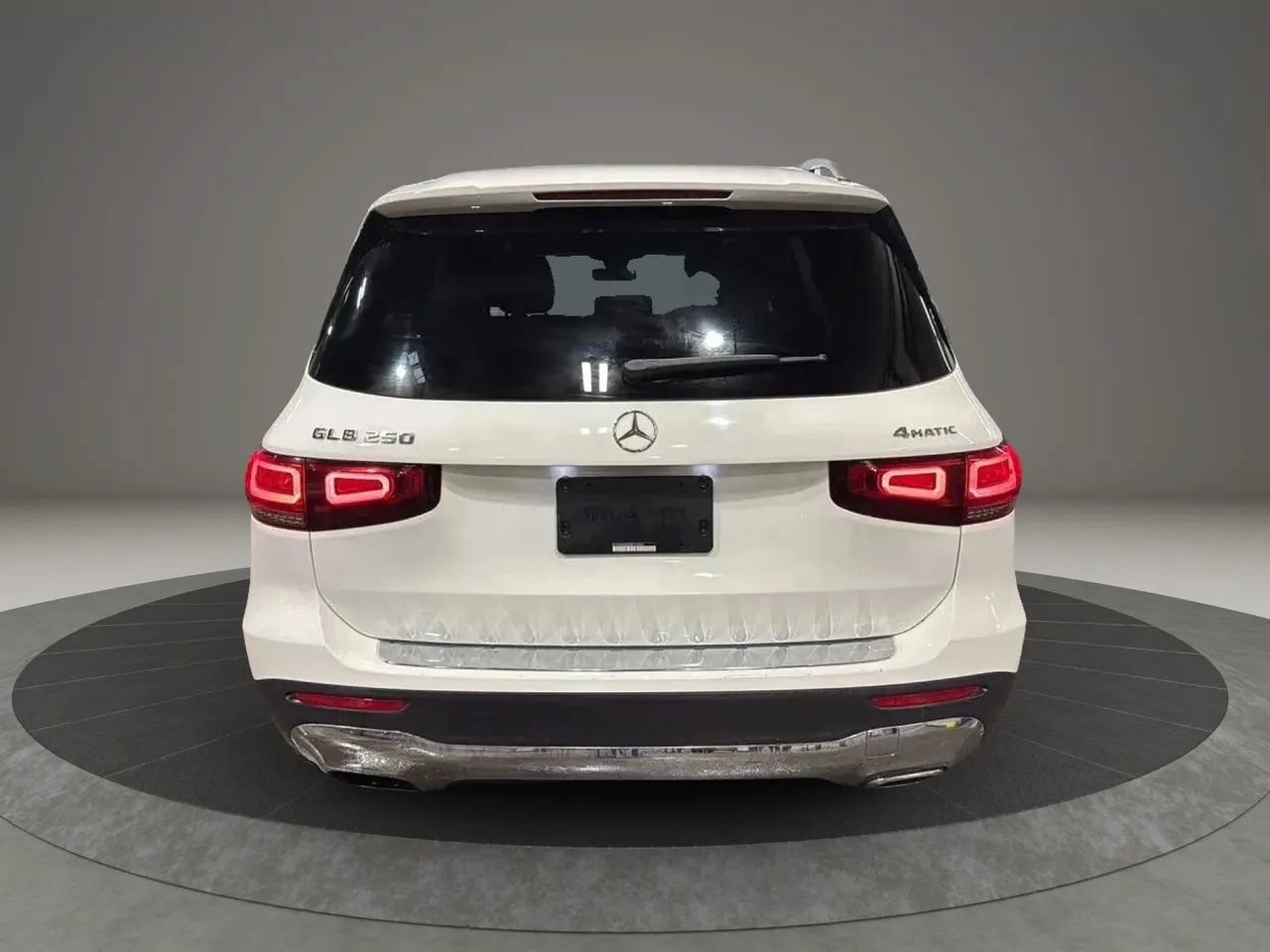 Used 2021 Mercedes-Benz GLB 250 4MATIC image 6