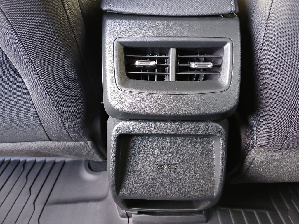 New 2026 Chevrolet Equinox EV LT image 21