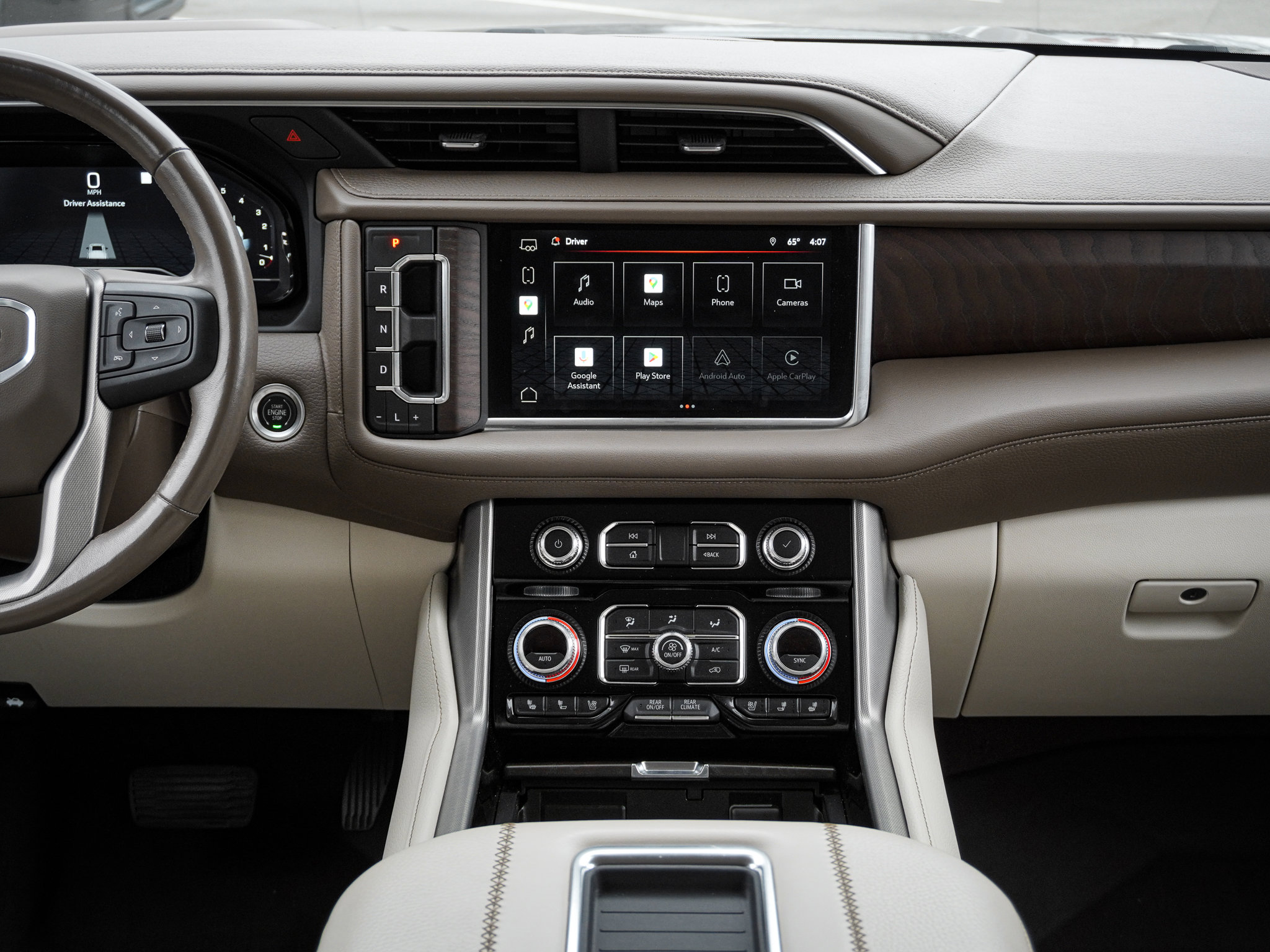 Used 2022 GMC Yukon XL Denali image 31