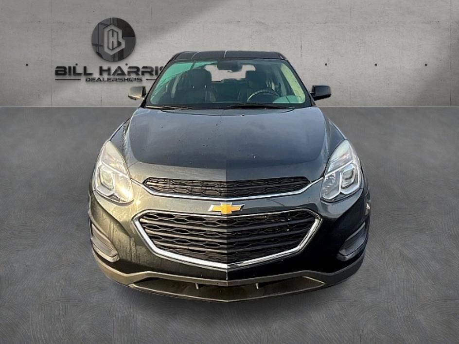 Used 2017 Chevrolet Equinox LS image 2