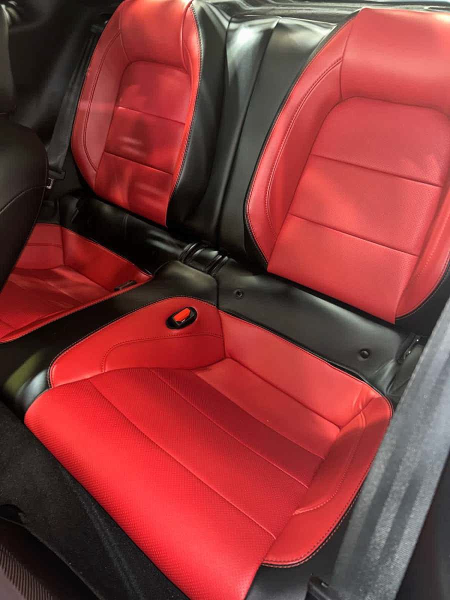 Used 2022 Ford Mustang GT Premium w/ GT Performance Package RWD image 9