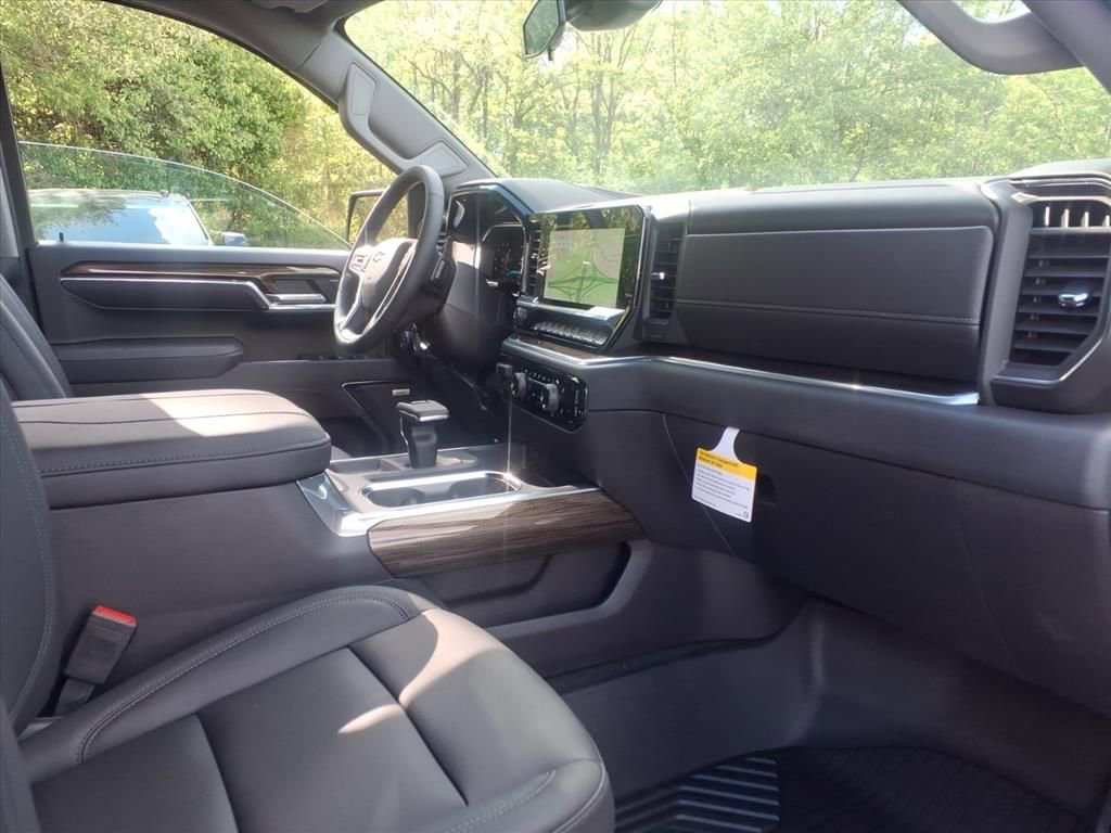 New 2026 Chevrolet Silverado 1500 LT Trail Boss w/ Convenience Package II AWD/4WD image 25