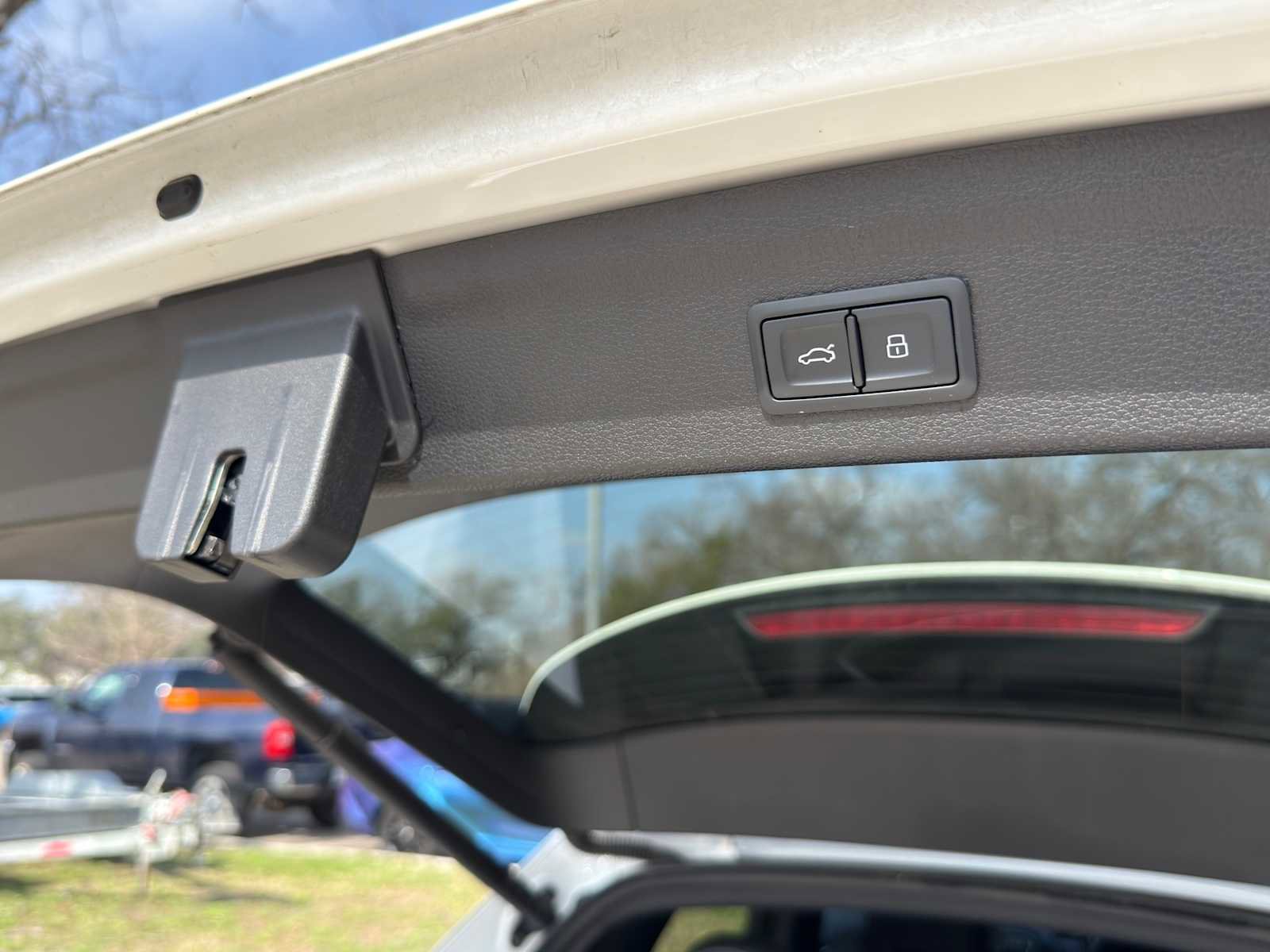 Used 2022 Audi Q3 2.0T Premium image 36