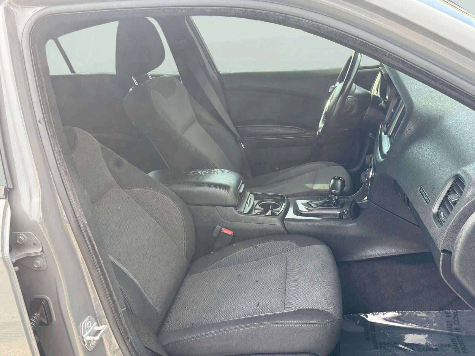 Used 2018 Dodge Charger SXT RWD image 38