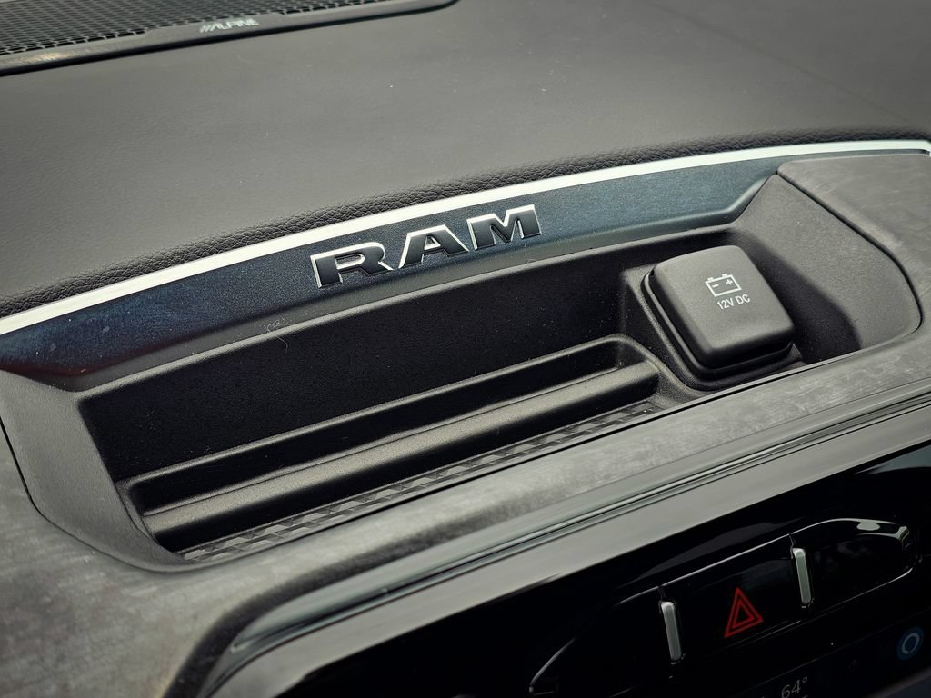 Used 2024 RAM 1500 Big Horn AWD/4WD image 22