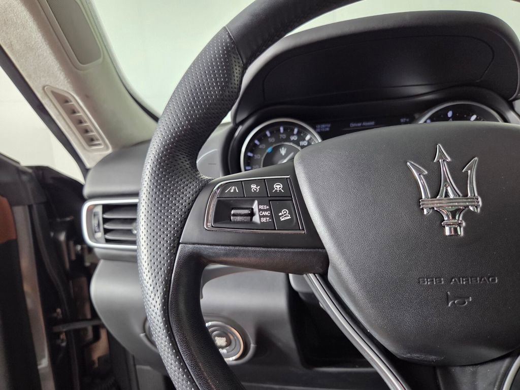 Used 2022 Maserati Levante Modena image 19