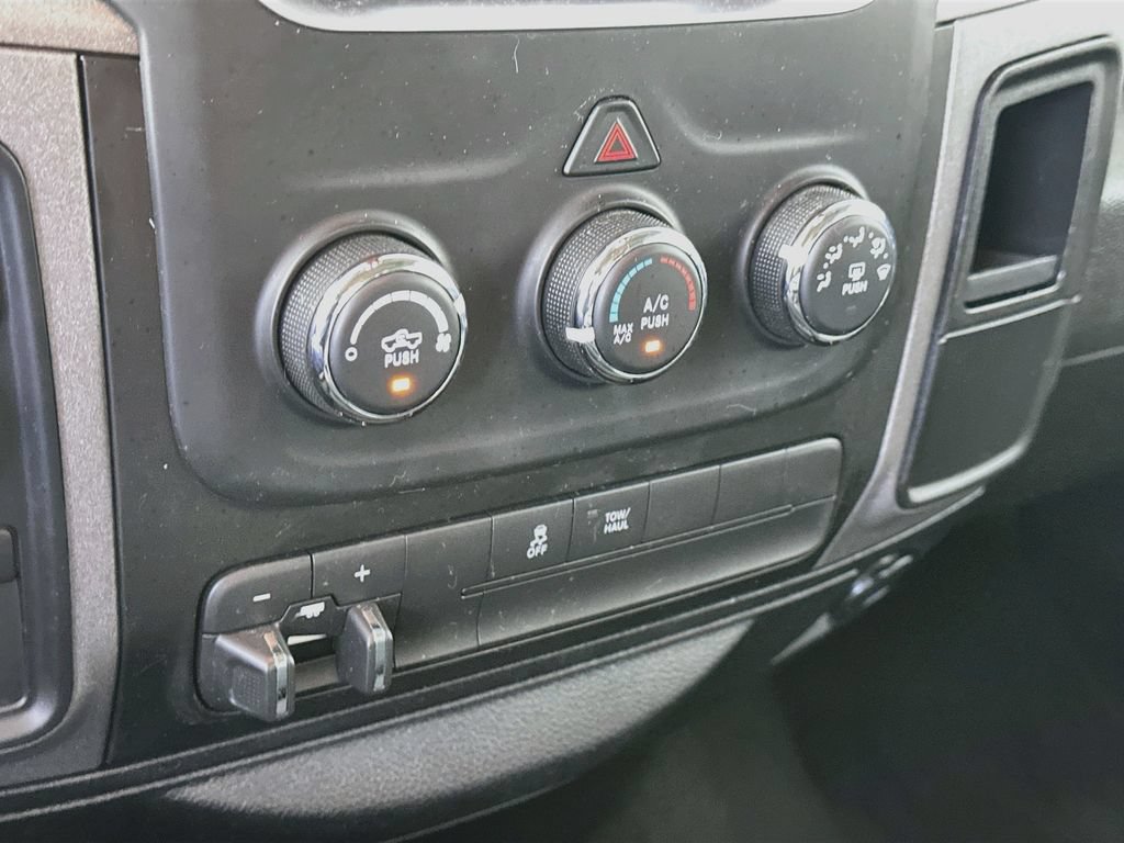 Used 2014 RAM 1500 Express AWD/4WD image 18