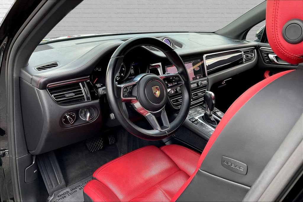 Used 2021 Porsche Macan AWD/4WD image 16