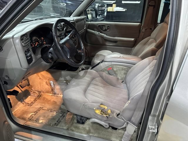 Used 2004 Chevrolet Blazer LS w/ Preferred Equipment Group AWD/4WD image 12