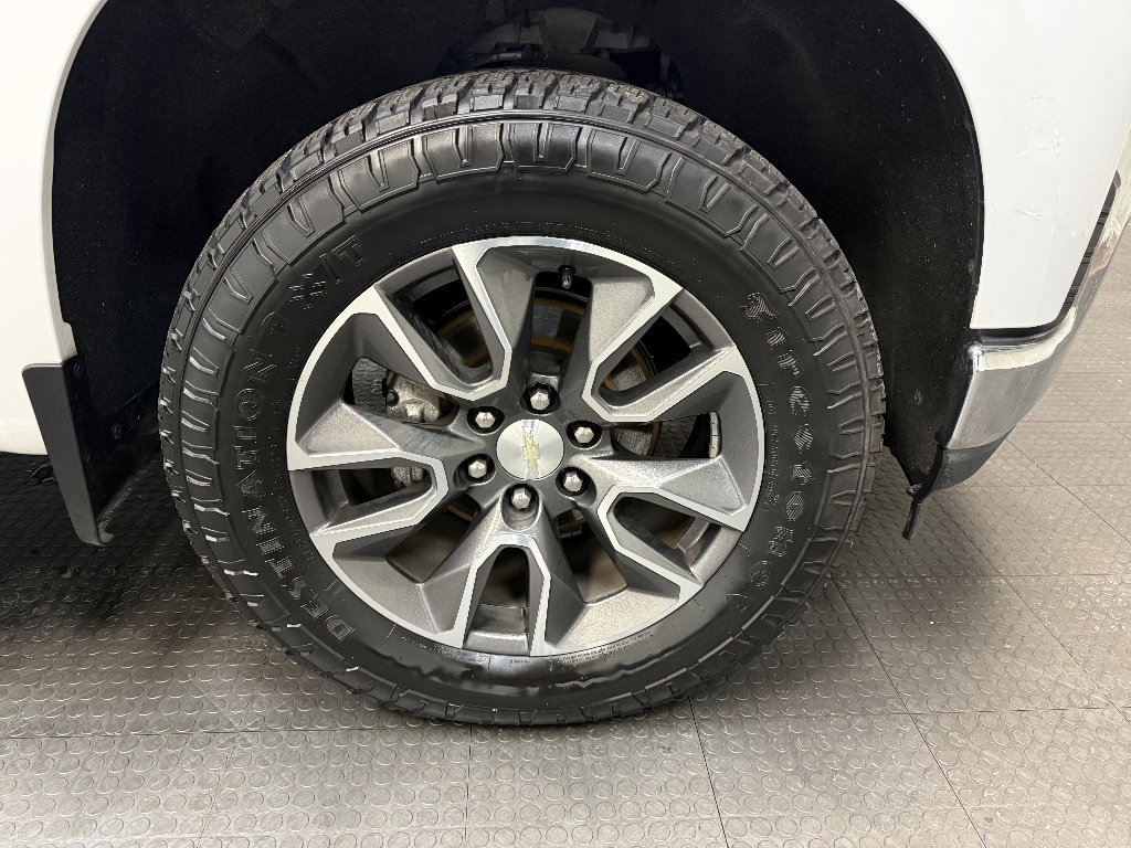 Used 2019 Chevrolet Silverado 1500 LT w/ All-Star Edition AWD/4WD image 13