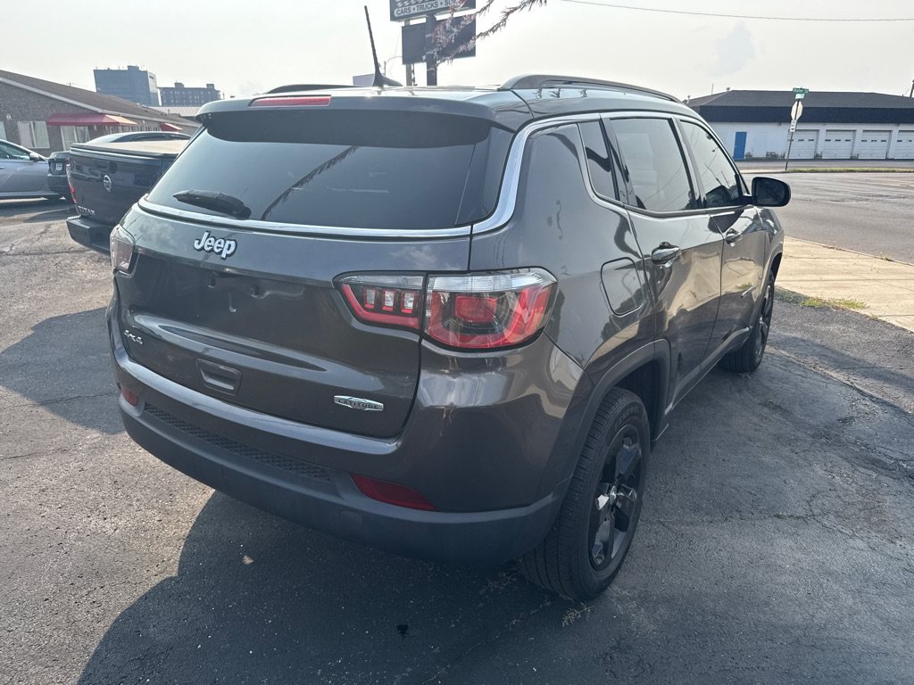 Used 2018 Jeep Compass Latitude w/ Popular Equipment Group AWD/4WD image 7