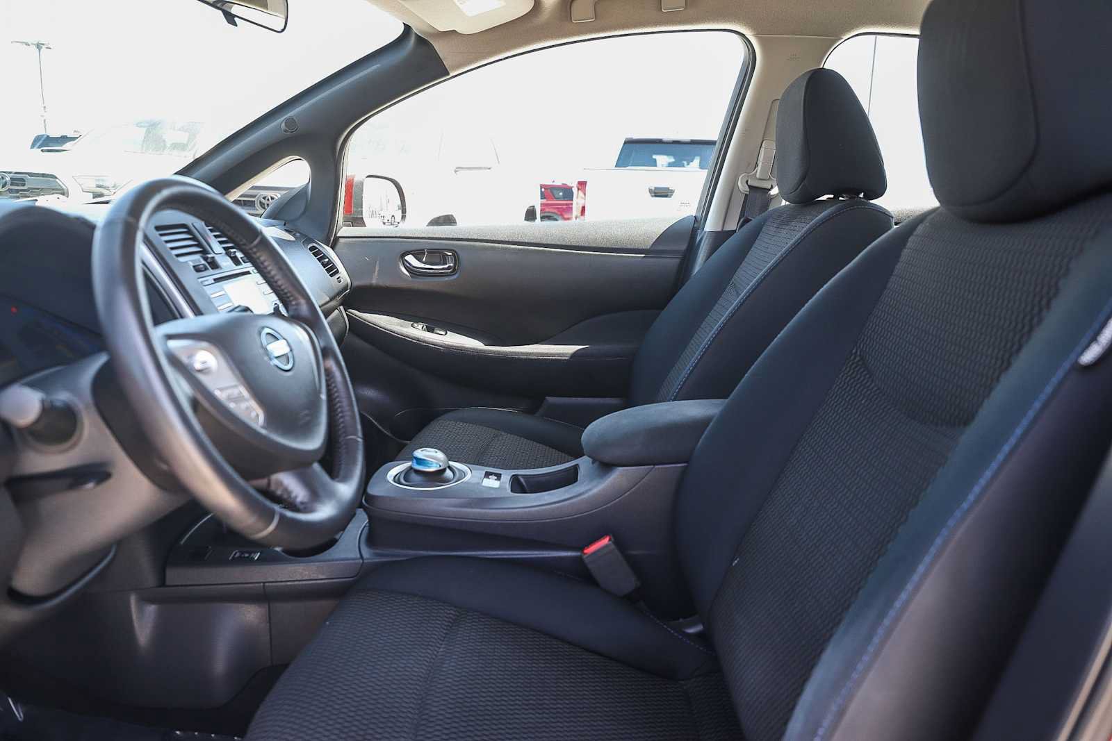 Used 2013 Nissan Leaf S FWD image 15