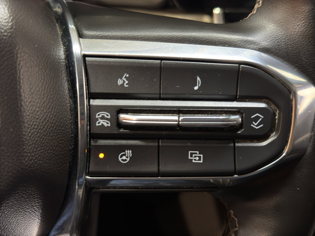 Used 2024 GMC Canyon Denali image 28