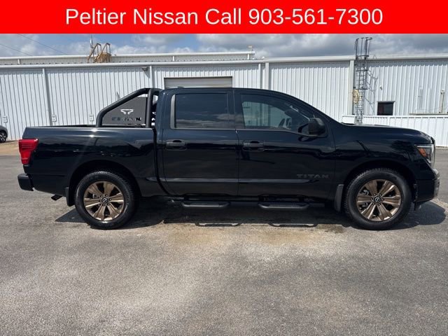 Used 2024 Nissan Titan SV w/ SV Bronze Edition Package image 2