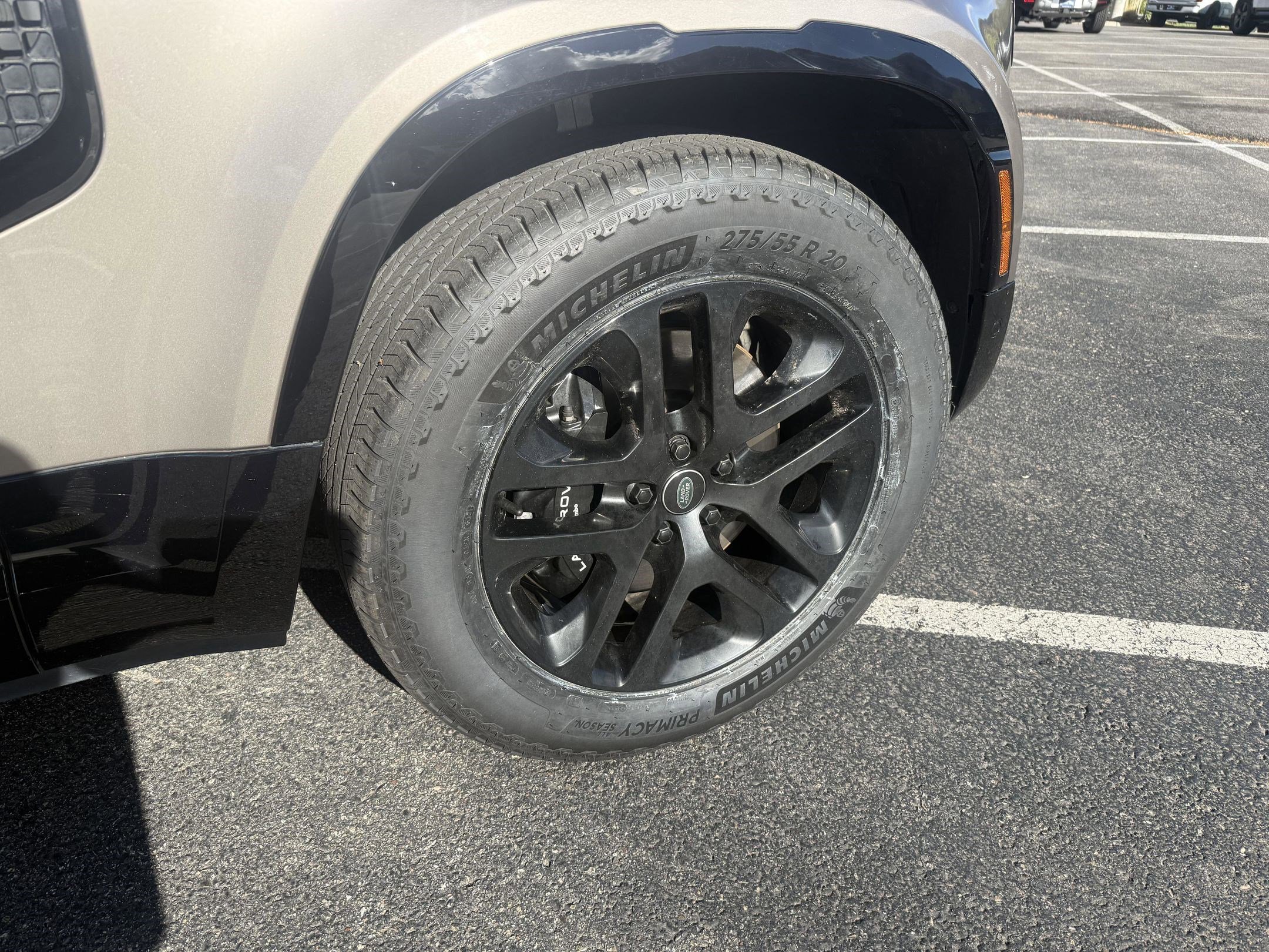 Certified 2023 Land Rover Defender 110 V8 image 11