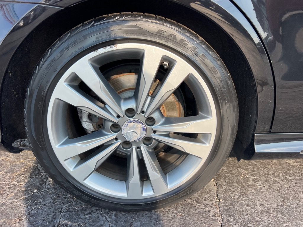 Used 2014 Mercedes-Benz E 350 Sedan image 39