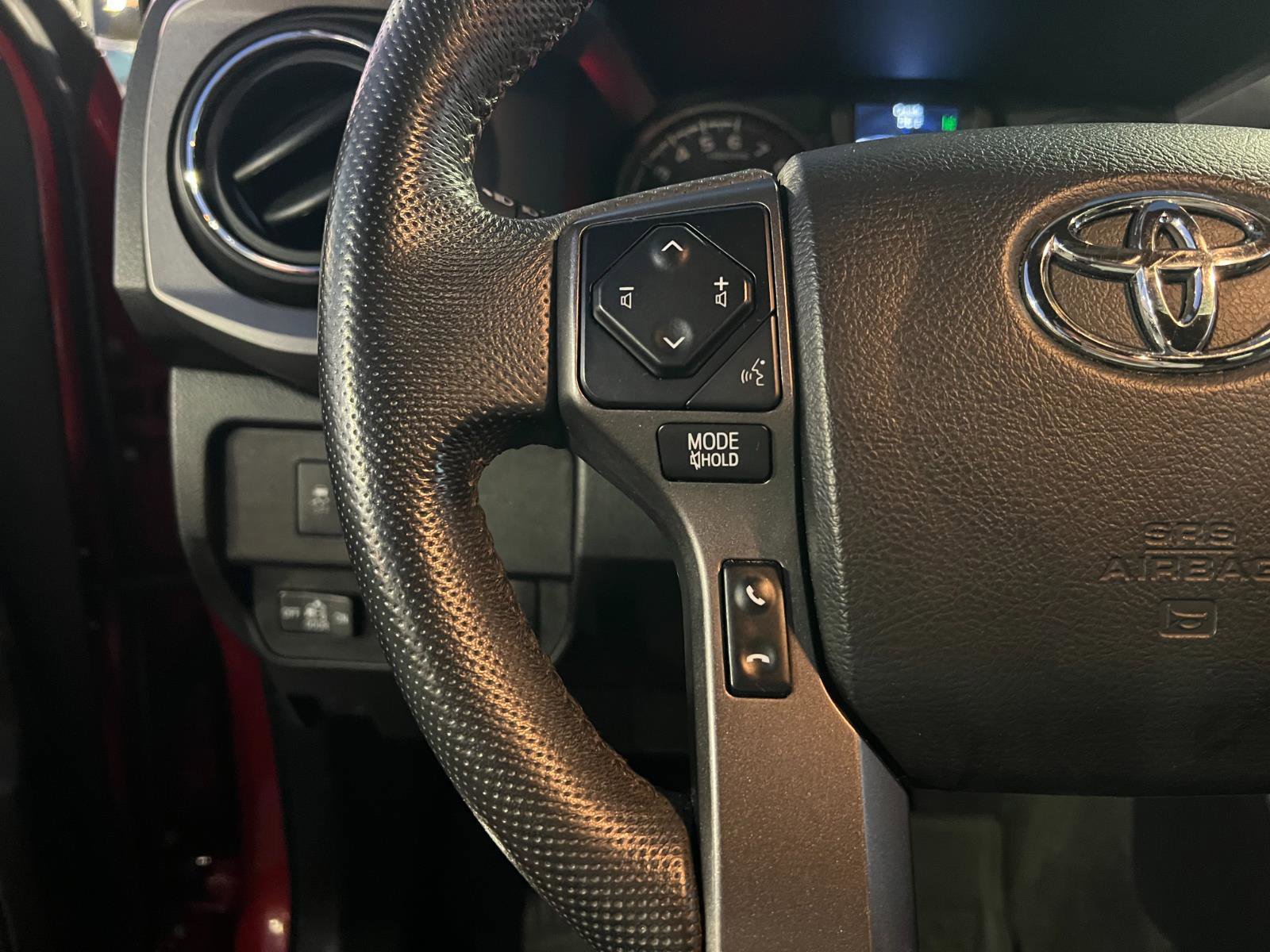 Certified 2021 Toyota Tacoma TRD Off-Road image 18