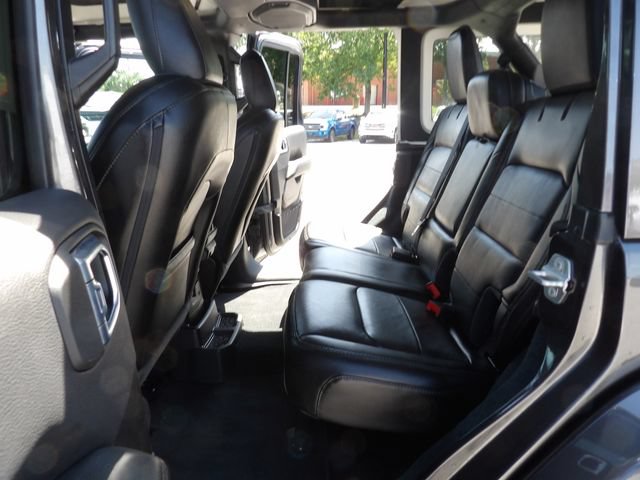 Used 2022 Jeep Wrangler Unlimited Sahara AWD/4WD image 24