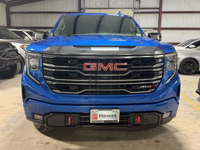 Used 2024 GMC Sierra 1500 AT4 w/ Technology Package image 2