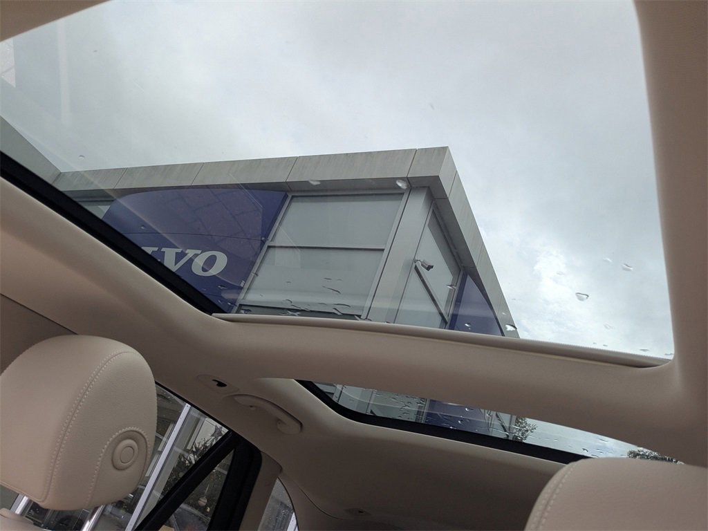 Used 2022 Mercedes-Benz GLC 300 image 30