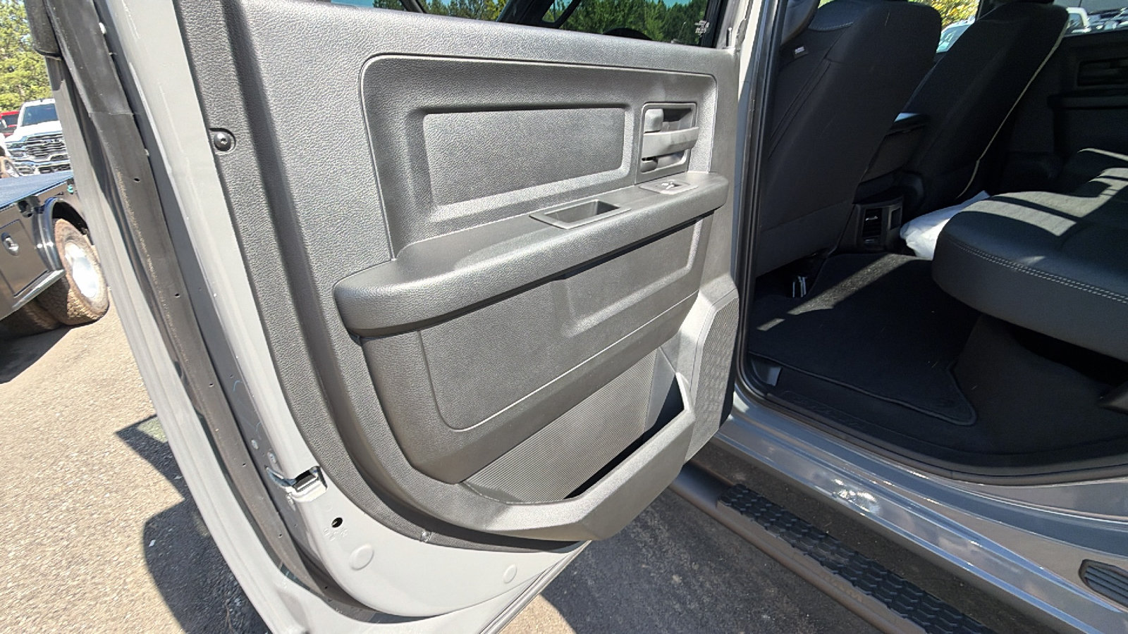 New 2026 RAM 2500 Tradesman AWD/4WD image 18
