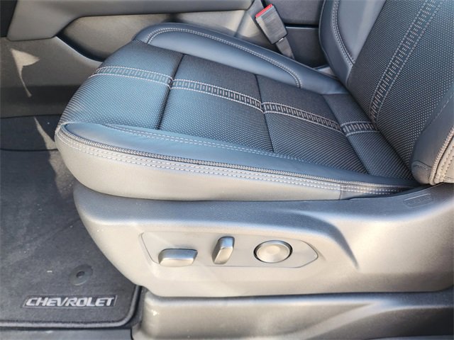 New 2026 Chevrolet Suburban High Country w/ Sun And Tow Package image 26